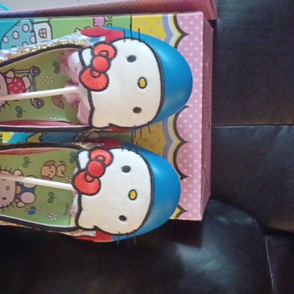 United Kingdom 🇬🇧 irregular choice hello kitty shoes - Picture 5 of 10
